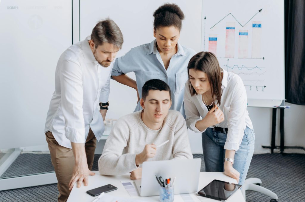 how to start a career in digital marketing with no experience